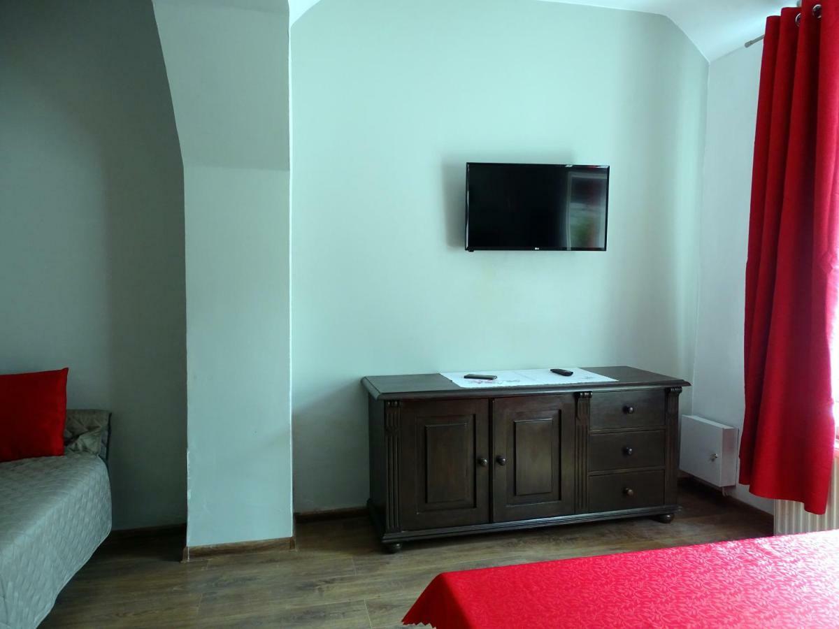 Mur 4 - Apartament Z Patio Торунь Екстер'єр фото